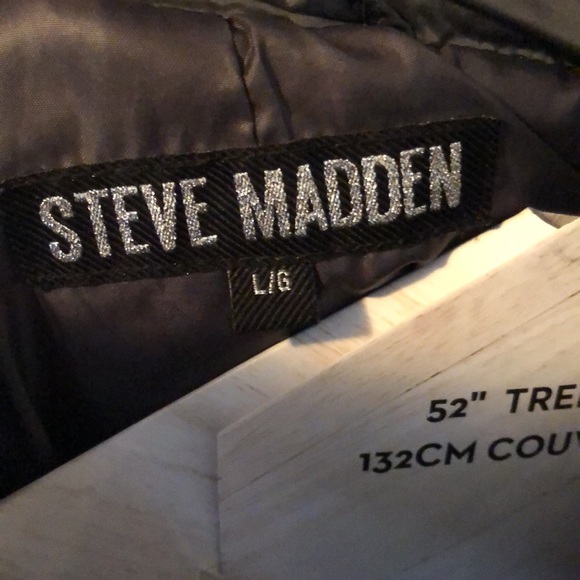 STEVE MADDEN | Grey quilted long warm hooded designer winter coat. - Picture 3 of 5